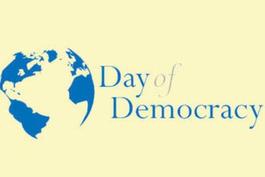 День демократии открытки, картинки, анимация поздравить